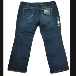 Silver Suki Curvy Fit Mid Rise Slim Boot jeans Plus size 24W Dark Wash Stretch